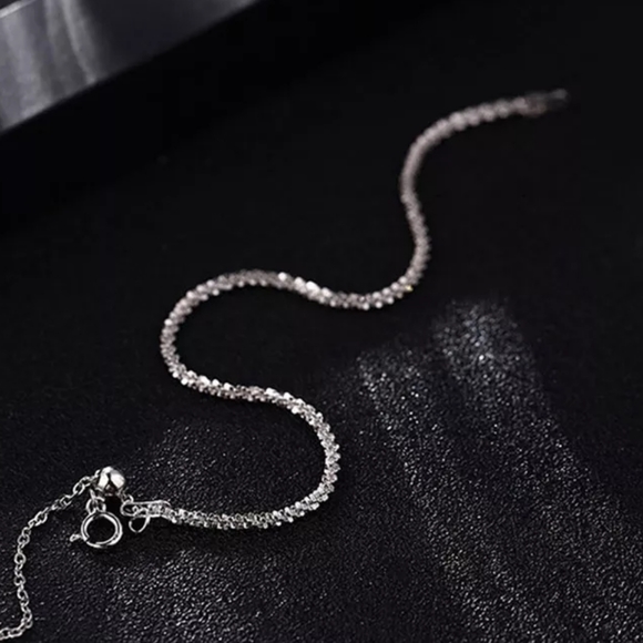 Pretty Chain Bracelet - Picture 4 of 4